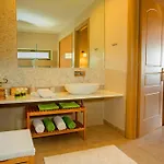 Corali Ideales Villa *